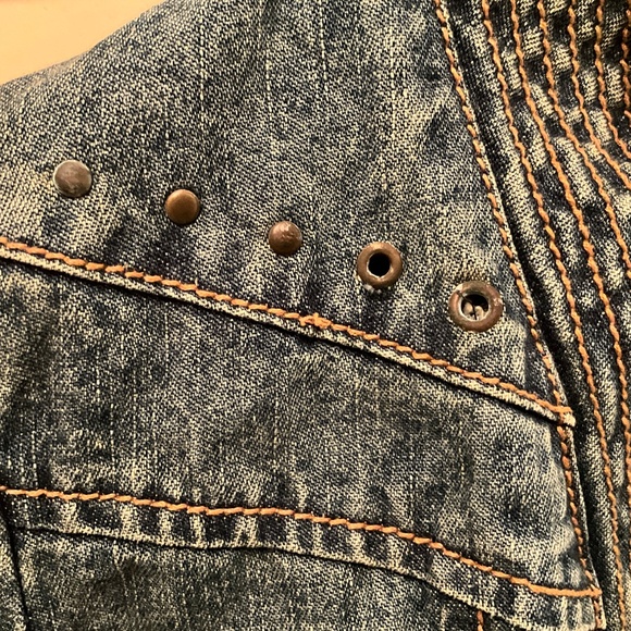Funky Vintage Studded Jean Jacket Size XS - Picture 3 of 3